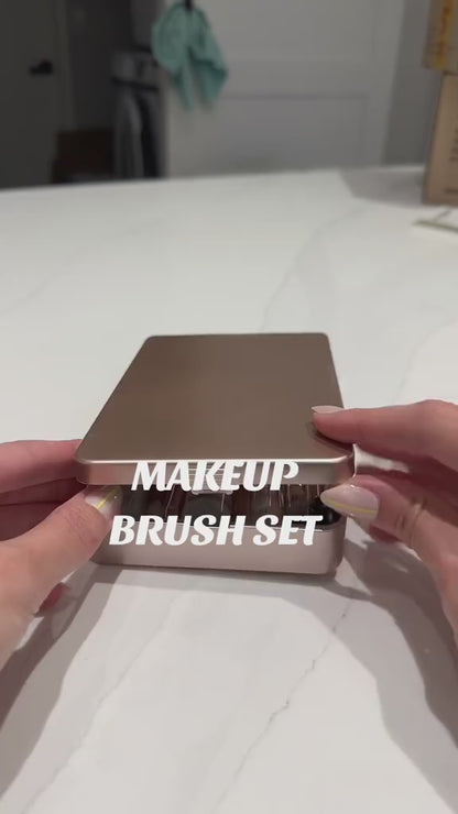 Travel Makeup Brush Set with LED light Mirror+7 Extra Sponge